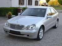 Gebraucht Mercedes C180 143 PS (105 kW) 2003 Brillantsilber  metalliclack Limousine