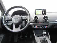 Gebraucht Audi A3 Sportback Comfort 150 PS (110 kW) 2018 Rot Kleinwagen