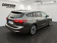 Gebraucht Ford Focus Titanium 125 PS (91 kW) 2025 Rot Kombi