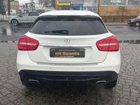 Gebraucht Mercedes GLA200 Urban 136 PS (100 kW) 2015 Weiß SUV