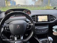 Gebraucht Peugeot 308 116 PS (85 kW) 2016 Schwarz Kombi