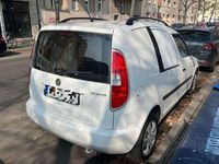 Gebraucht Skoda Roomster 75 PS (55 kW) 2010 Candyweiss Van / Kleinbus