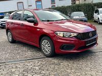 Gebraucht Fiat Tipo Pop 95 PS (69 kW) 2017 Rot Limousine
