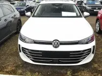 Gebraucht VW Passat Elegance 150 PS (110 kW) 2024 Weiß Kombi