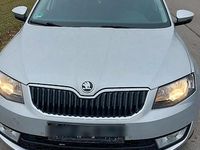 Gebraucht Skoda Octavia 150 PS (110 kW) 2014 Grau Kleinwagen