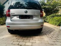 Second-hand Skoda Yeti 92 CP (67 kW) 2017 Argintiu SUV