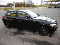 Gebraucht BMW 116 Advantage 116 PS (85 kW) 2015 Schwarz Kleinwagen