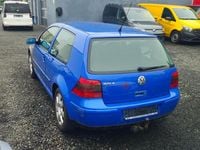 Gebraucht VW Golf IV Highline 90 PS (66 kW) 2000 Jazzblue perleffekt Limousine