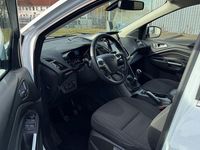 Gebraucht Ford Kuga 120 PS (88 kW) 2015 Weiß SUV