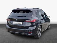 Gebraucht BMW 223 Active Tourer Performance 204 PS (150 kW) 2024 Saphirschwarz metallic Van / Kleinbus