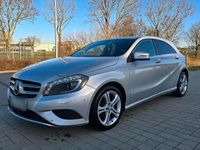 Gebraucht Mercedes A200 160 PS (117 kW) 2012 Silber Kleinwagen