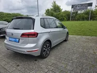 Używany VW Golf 131 KM (96 kW) 2020 Srebrny Minivan