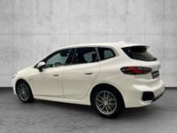 Gebraucht BMW 220 M Sport 170 PS (125 kW) 2023 Weiß Limousine