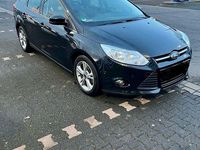 Gebraucht Ford Focus 116 PS (85 kW) 2013 Schwarz Kombi