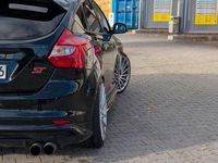 Gebraucht Ford Focus ST 250 PS (183 kW) 2014 Schwarz Limousine