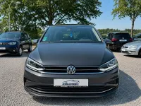Gebraucht VW Golf VII Comfortline 116 PS (85 kW) 2019 Grau Limousine