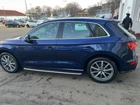 Second-hand Audi Q5 S-Line 190 CP (139 kW) 2019 Albastru SUV