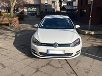 Gebraucht VW Golf VII 115 PS (84 kW) 2015 Weiß Kleinwagen