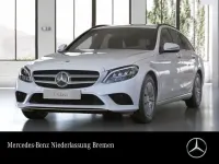 Gebraucht Mercedes C180 Avantgarde 122 PS (89 kW) 2021 Weiß Limousine