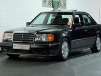 Gebraucht Mercedes E500 320 PS (235 kW) 1993 Schwarz Limousine
