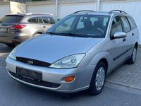 Second-hand Ford Focus 101 CP (74 kW) 2000 Argintiu Break