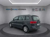 Gebraucht VW Touran Comfortline 150 PS (110 kW) 2022 Grau Van / Kleinbus
