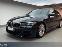 Gebraucht BMW M550 Efficient Dynamics 530 PS (389 kW) 2023 Saphirschwarz metallic Limousine