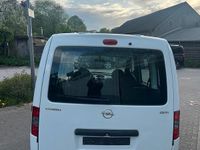 Usado Opel Combo 75 HP (55 kW) 2010 Branco Monovolume