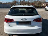 Gebraucht Audi A3 Sportback Ambition 150 PS (110 kW) 2014 Weiß Kleinwagen