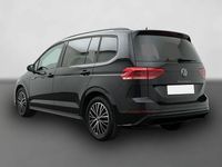 Gebraucht VW Touran Highline 150 PS (110 kW) 2024 Schwarz Van / Kleinbus