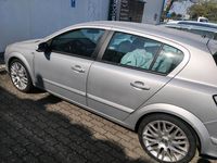 Gebraucht Opel Astra 125 PS (91 kW) 2005 Silber Kleinwagen