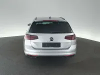 Gebraucht VW Passat Business 150 PS (110 kW) 2022 Silber Kombi