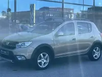 Gebraucht Dacia Sandero Prestige 90 PS (66 kW) 2020 Beige Limousine