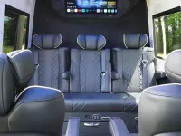 Gebraucht Mercedes Sprinter 190 PS (139 kW) 2025 Schwarz Van