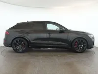 Gebraucht Audi SQ8 Ambiente 507 PS (372 kW) 2025 Mythosschwarz SUV