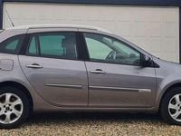 Gebraucht Renault Clio GrandTour Luxe 106 PS (77 kW) 2010 Grau cassiopee Kombi
