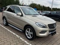 Gebraucht Mercedes ML350 258 PS (189 kW) 2013 Beige SUV