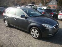 Gebraucht Kia Ceed Sportswagon 90 PS (66 kW) 2011 Schwarz Kombi