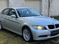 Second-hand BMW 325 218 CP (160 kW) 2006 Argintiu Berlinǎ