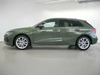 Gebraucht Audi A3 Ambiente 150 PS (110 kW) 2024 Distriktgrün metallic Limousine