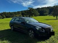 Gebraucht Mercedes E350 265 PS (194 kW) 2011 Blau Limousine