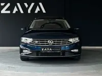 Gebraucht VW Passat R-line 150 PS (110 kW) 2021 Aquamarinblau Kombi
