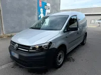 Używany VW Caddy 75 KM (55 kW) 2020 Srebrny Minivan