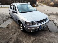 Gebraucht Opel Astra 84 PS (61 kW) 2002 Blau Limousine