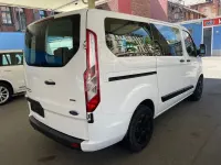 Gebraucht Ford Transit Custom 105 PS (77 kW) 2018 Weiß Van / Kleinbus