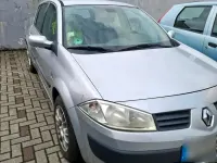 Gebraucht Renault Mégane 106 PS (77 kW) 2005 Silber Limousine