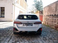 Gebraucht BMW 520 Performance 197 PS (144 kW) 2025 Grau Limousine