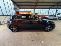 Gebraucht Mercedes A180 136 PS (100 kW) 2019 Schwarz Limousine