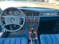 Gebraucht Mercedes 190 122 PS (89 kW) 1991 Blau Limousine
