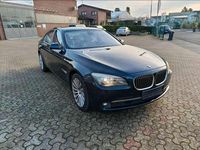 Gebraucht BMW 730 245 PS (180 kW) 2010 Blau Limousine